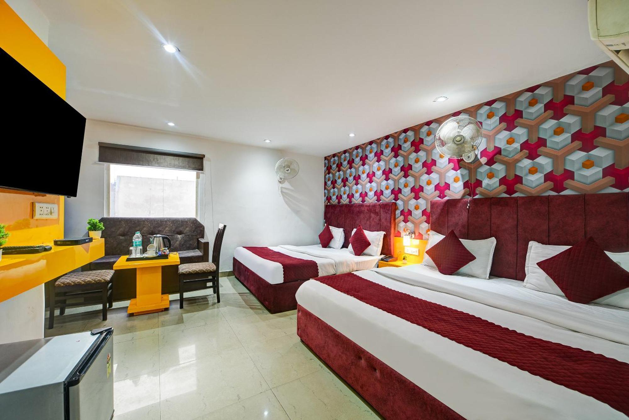 Hotel Kelvish Free Airport Pickup Neu-Delhi Exterior foto